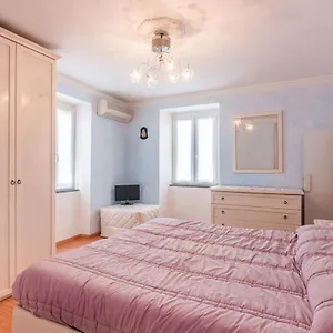 https://charm-of-levanto-mini-apartment.hotelitalianriviera.com
