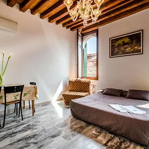  Apartment Venice Apartments Italien